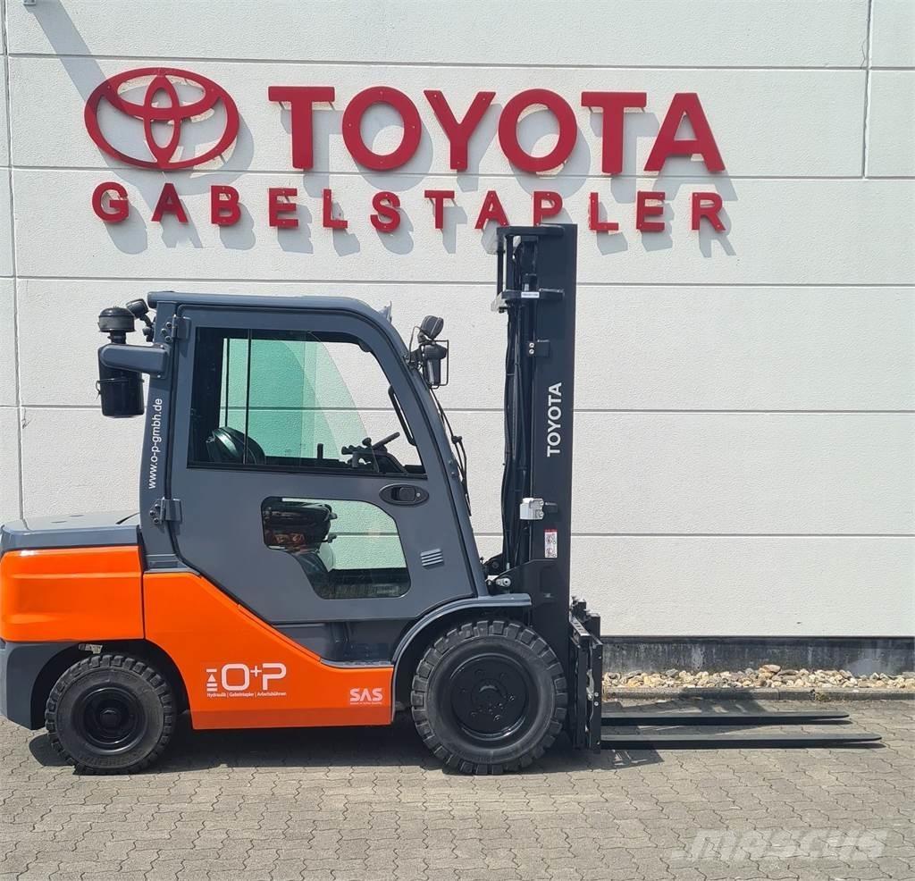Toyota 52-8FDJF35 Dieselmotviktstruckar
