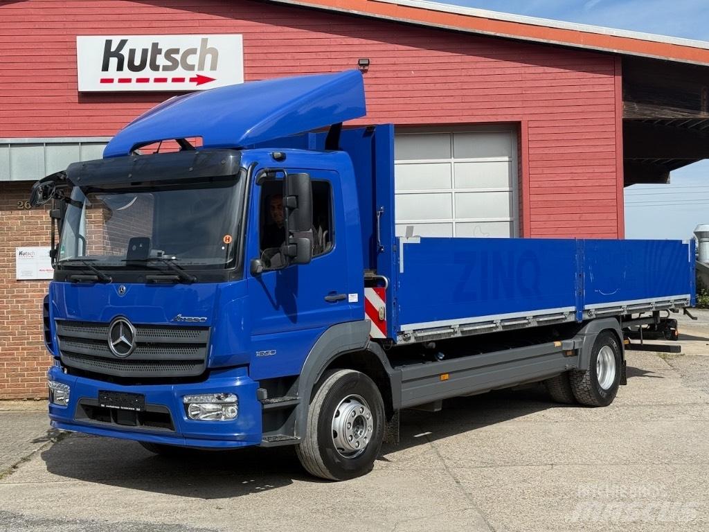 Mercedes-Benz 1630L Flakbilar