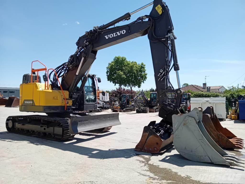 Volvo ECR 235 E Bandgrävare