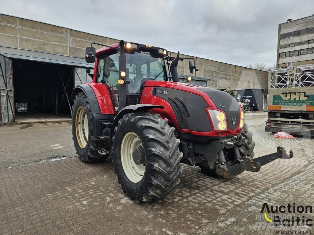 Valtra T213V Traktorer