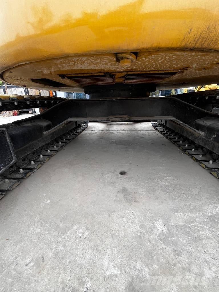 CAT 303.5 E Minigrävare < 7t