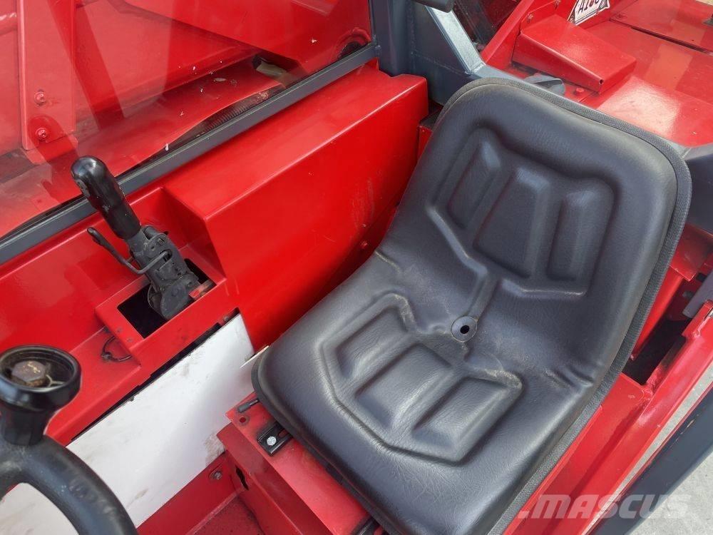 Manitou BT 420 Teleskoplastare