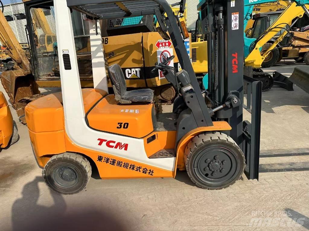 TCM FD30T6 Dieselmotviktstruckar
