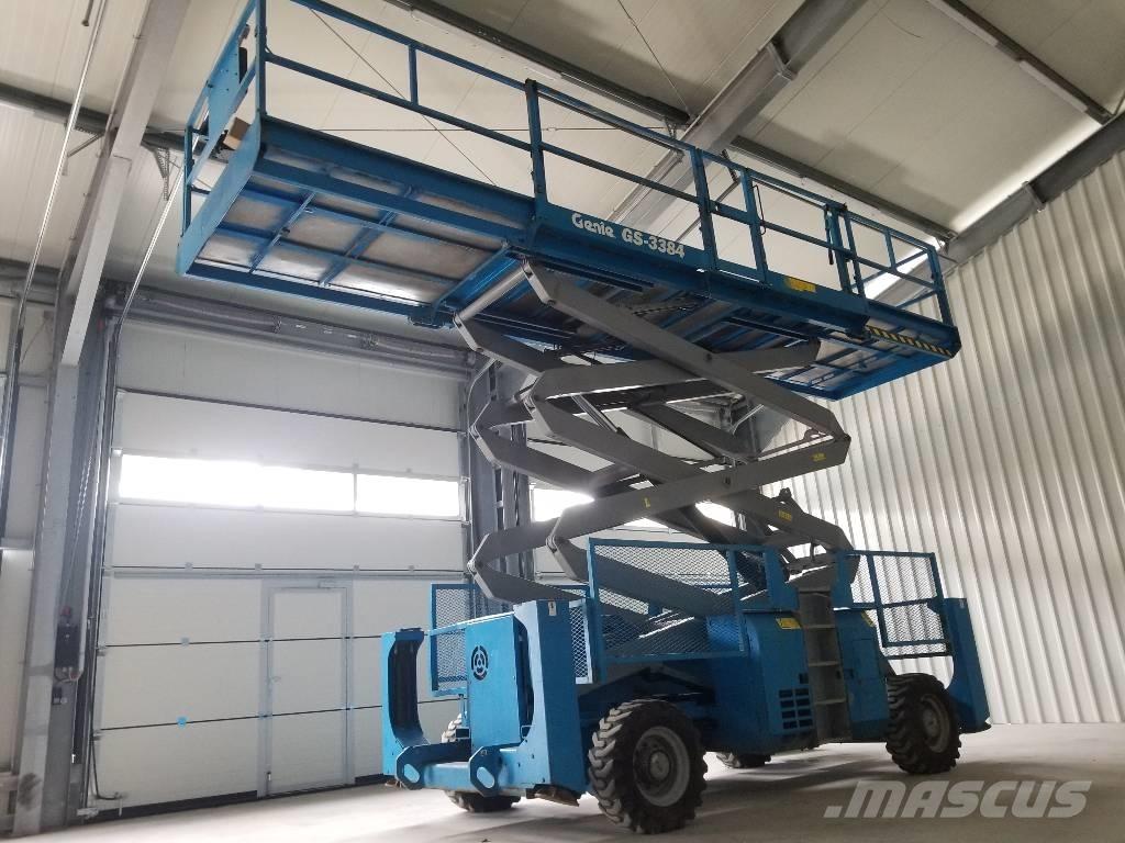 Genie GS3384 RT 4x4 Saxliftar