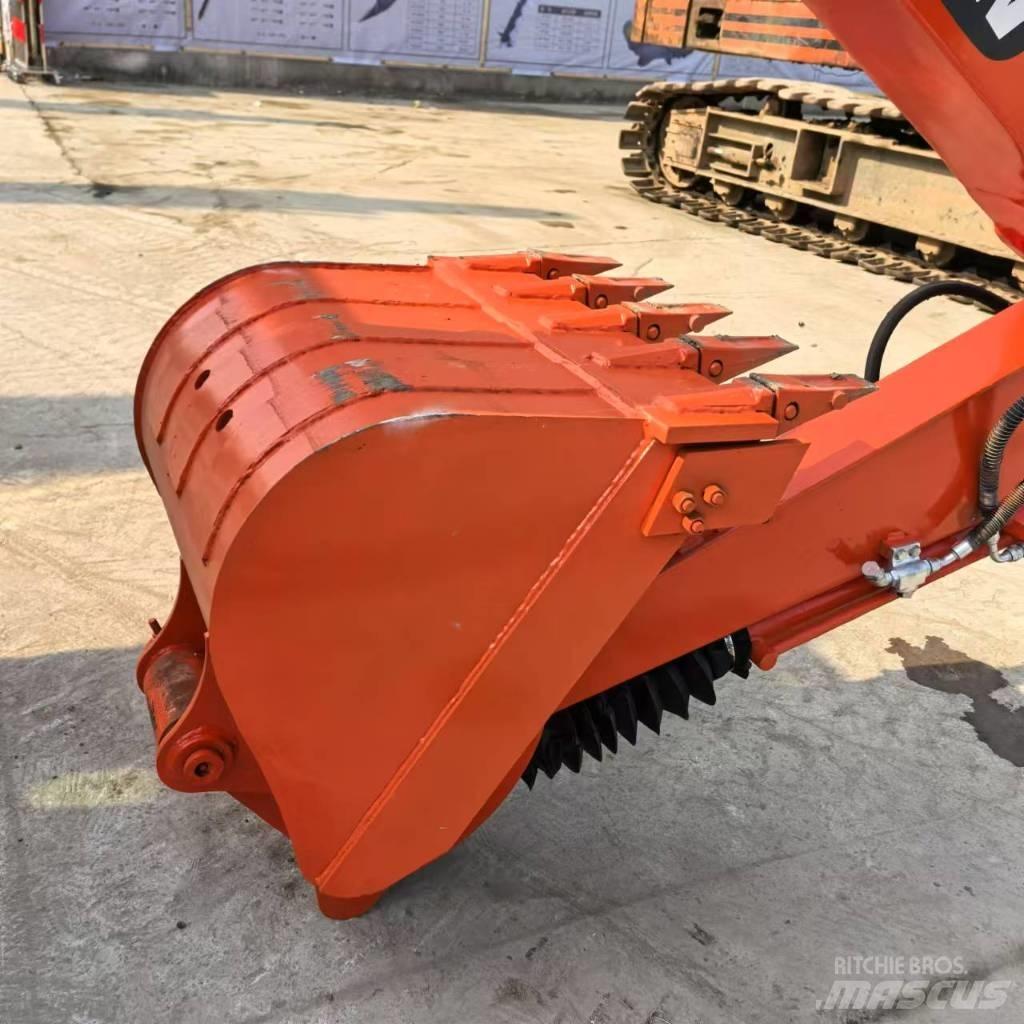 Doosan DX 60-9 C Bandgrävare