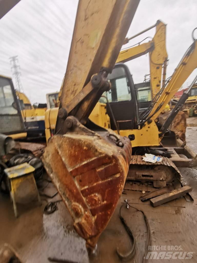 CAT E 120 B Bandgrävare