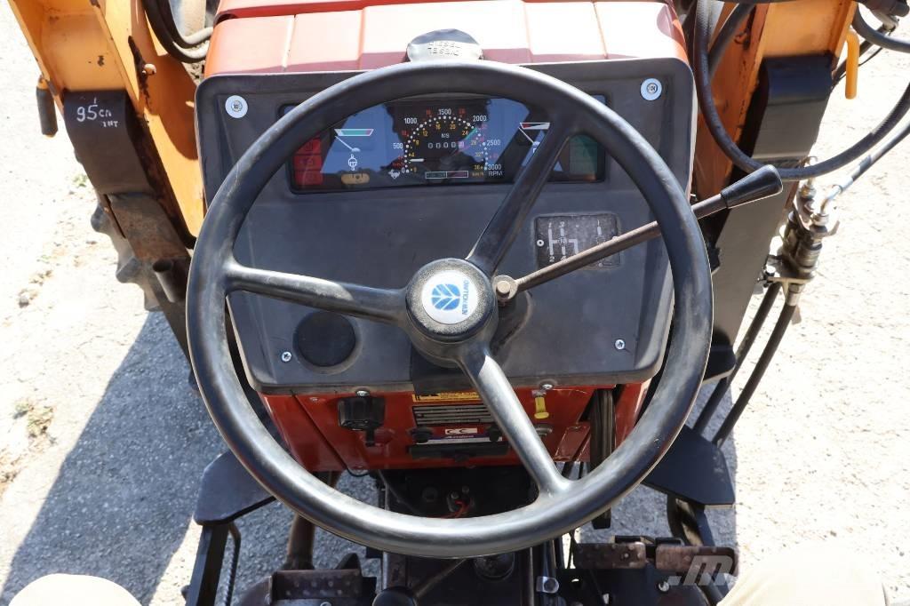 New Holland 70-56 Traktorer