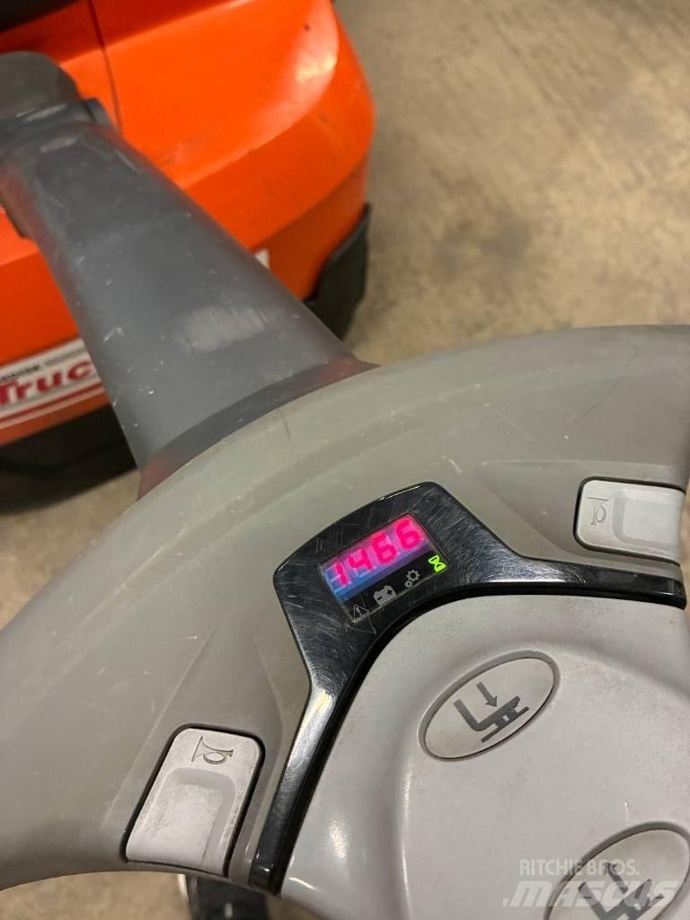 Toyota SWE120L Staplare-led