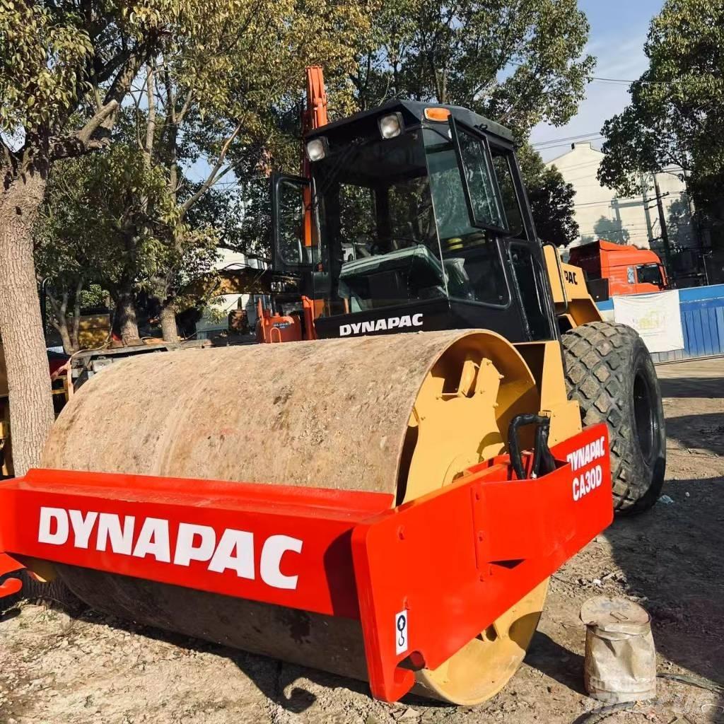 Dynapac CA 30 D Envalsvältar