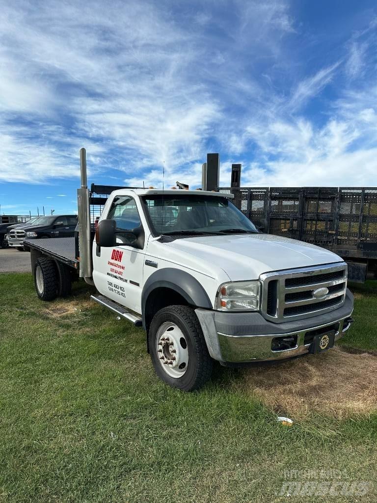 Ford F 550 XLT Flakbilar