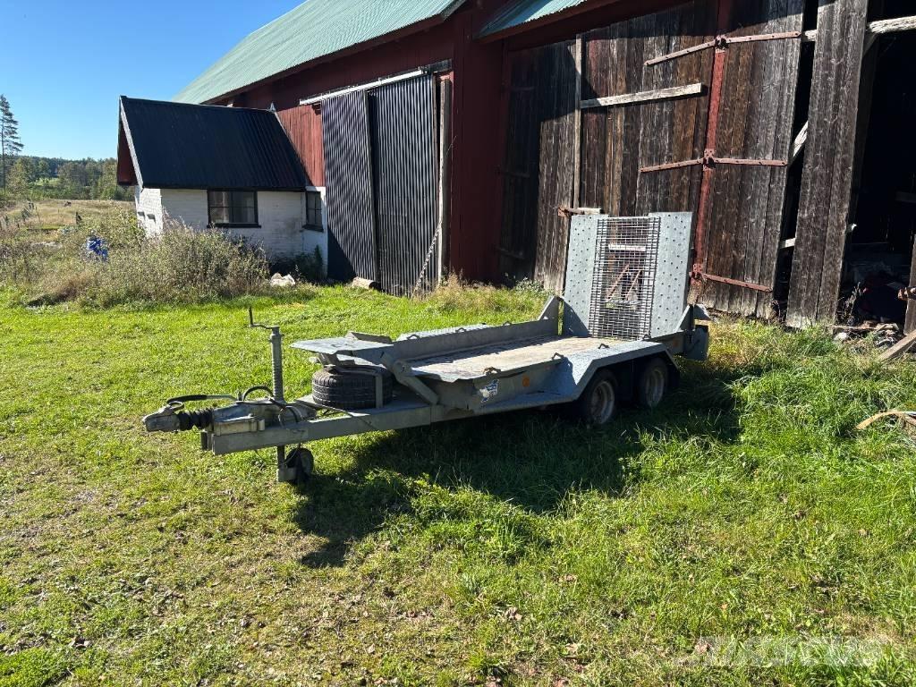 Ifor Williams 2 HB Maskintransporter