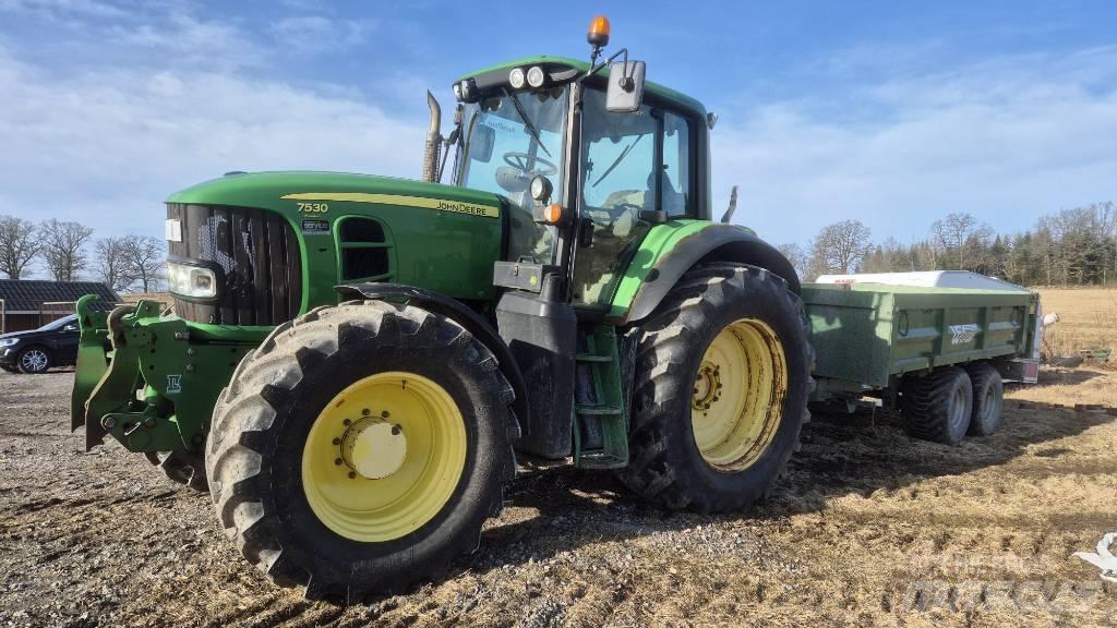 John Deere 7530 Traktorer
