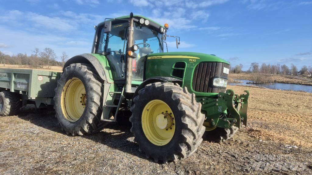 John Deere 7530 Traktorer