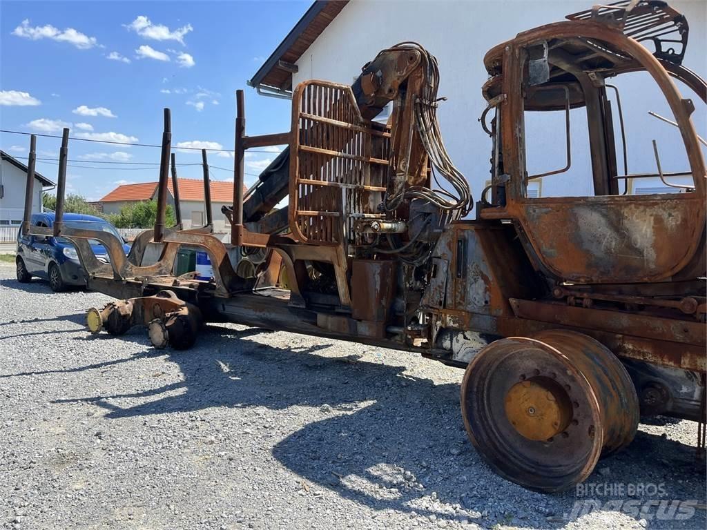 John Deere 1110E Skotare