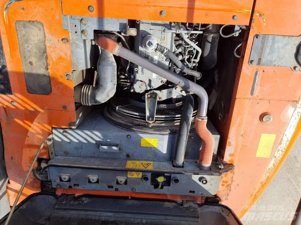 Hitachi ZX 210 LC-3 Bandgrävare