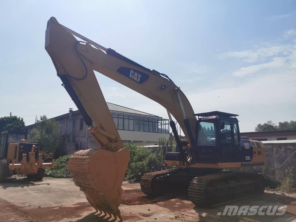 CAT 325 DL Bandgrävare
