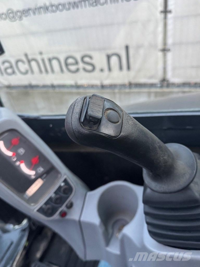 Kubota KX 030-4 Minigrävare < 7t