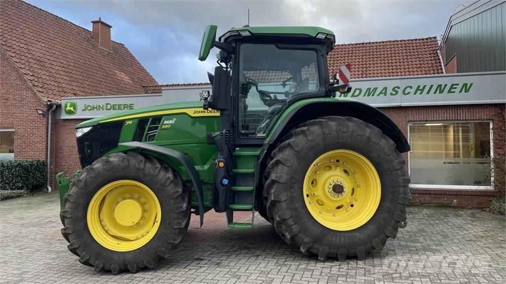 John Deere 7R330 Traktorer