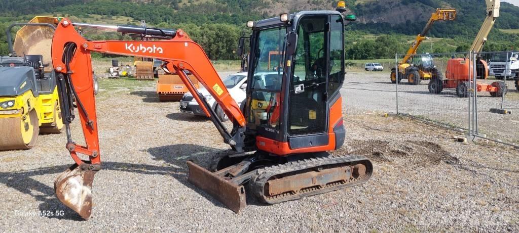 Kubota U 27-4 Minigrävare < 7t