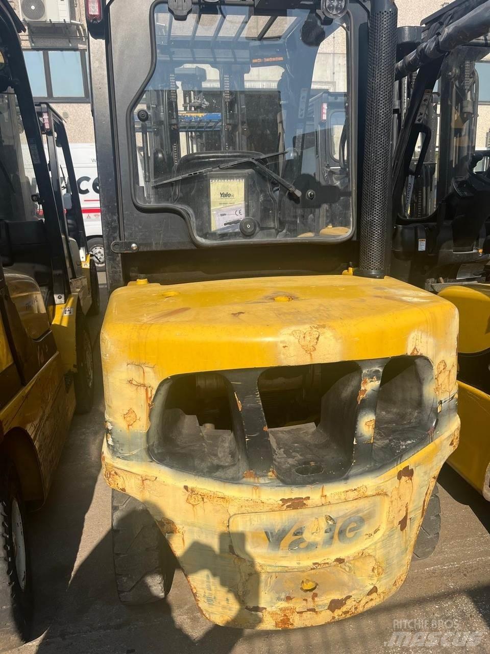 Yale GDP35VX Dieselmotviktstruckar