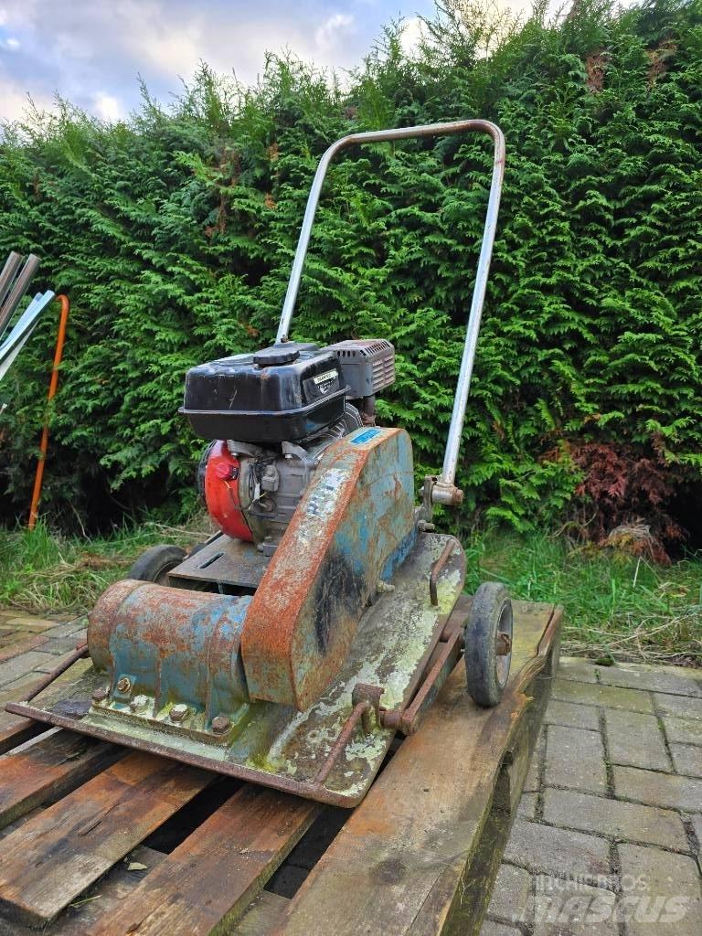  Errut 2 ton Markvibratorer