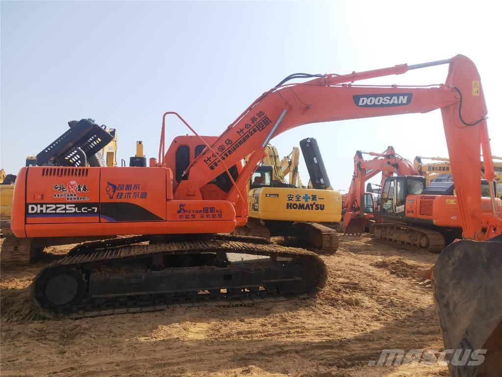 Doosan DH225LC-7 Bandgrävare