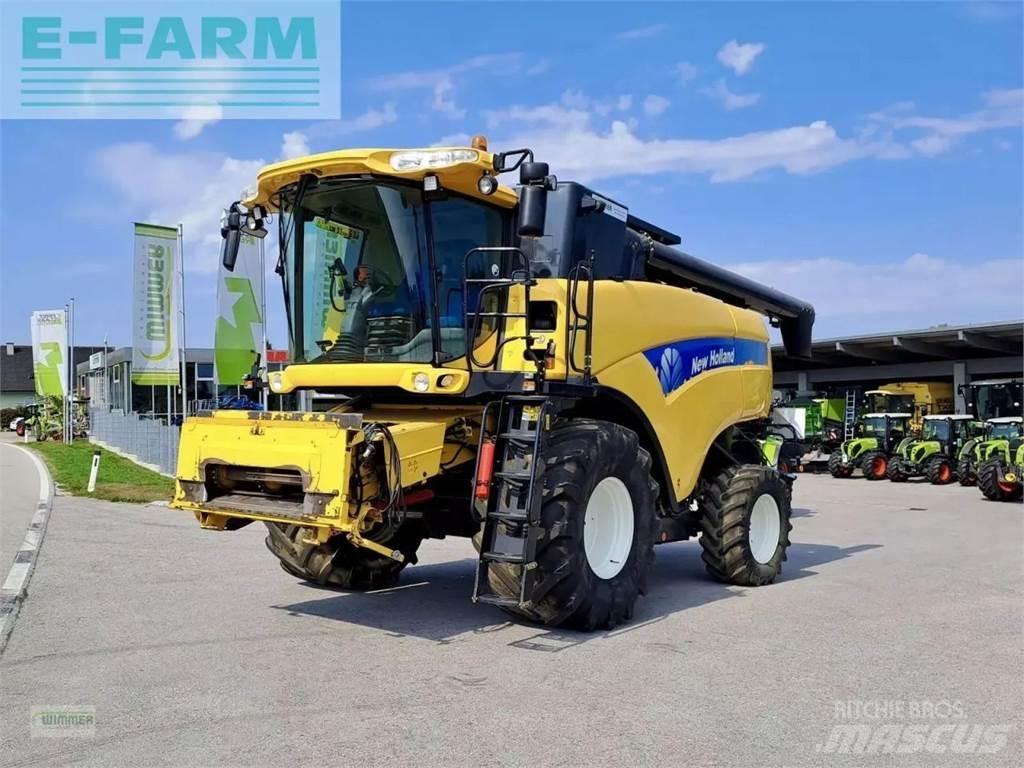 New Holland cx8050 Skördetröskor
