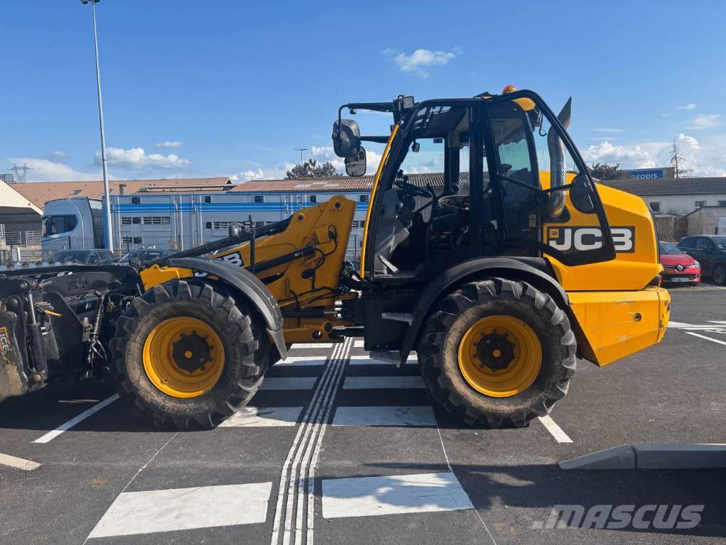 JCB TM 320 S Redskapsbärare för lantbruk