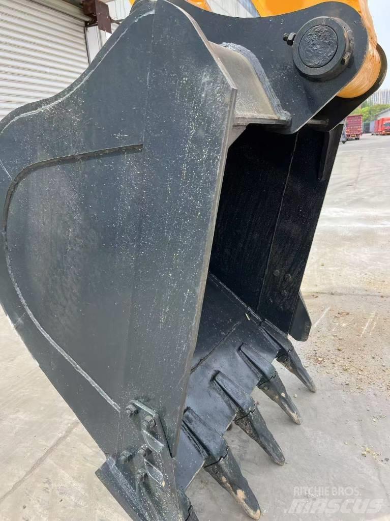 Hyundai R305LC-9T Bandgrävare