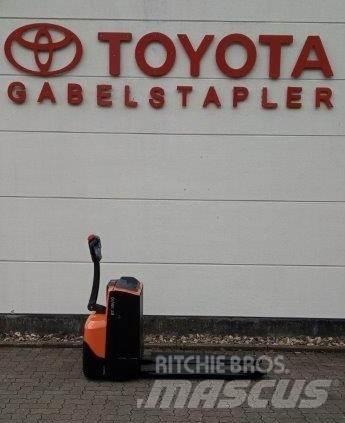Toyota LWE 200 Låglyftare utan plattform