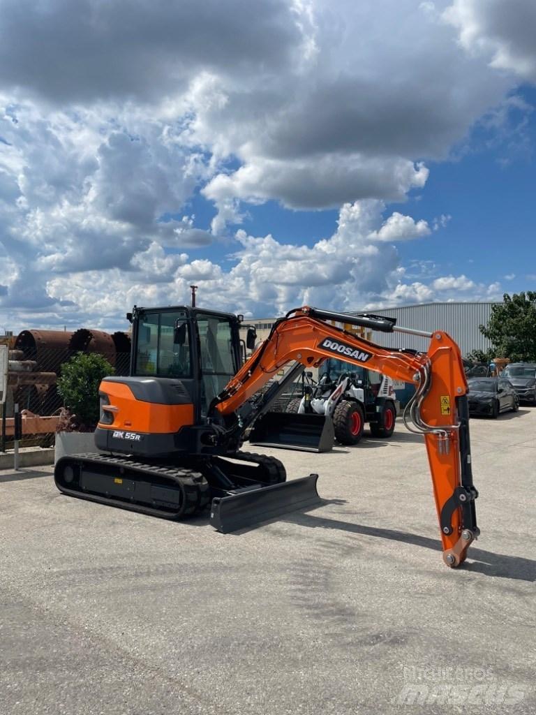 Doosan DX55r Minigrävare < 7t