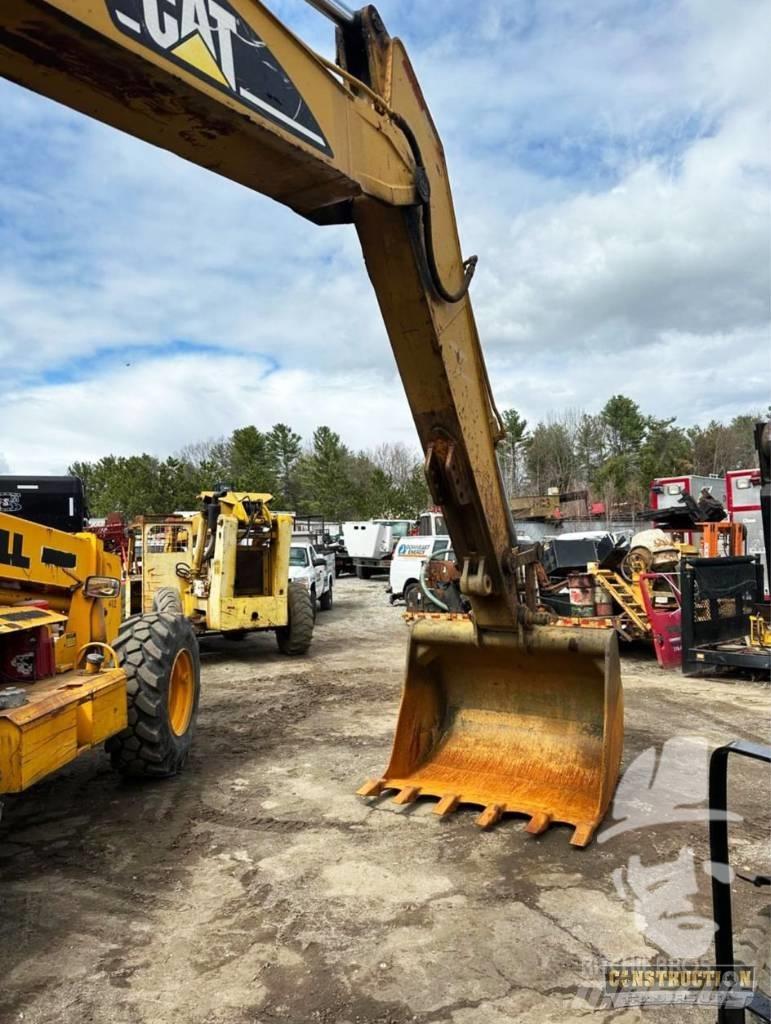 CAT 320 B L Bandgrävare