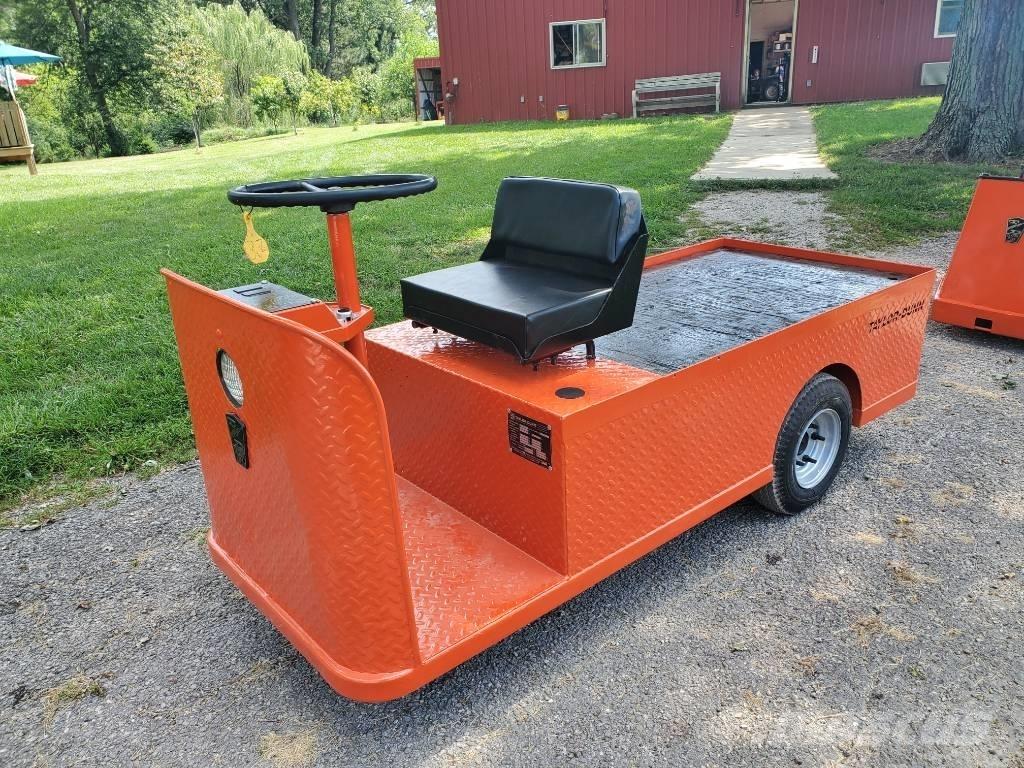 Taylor-Dunn C432 Dragtruck