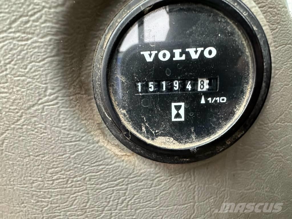 Volvo EC 160 EL Bandgrävare