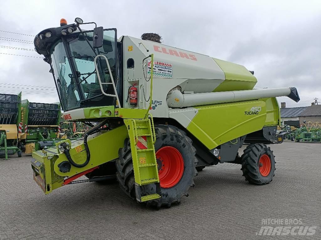 CLAAS Tucano 450 Skördetröskor