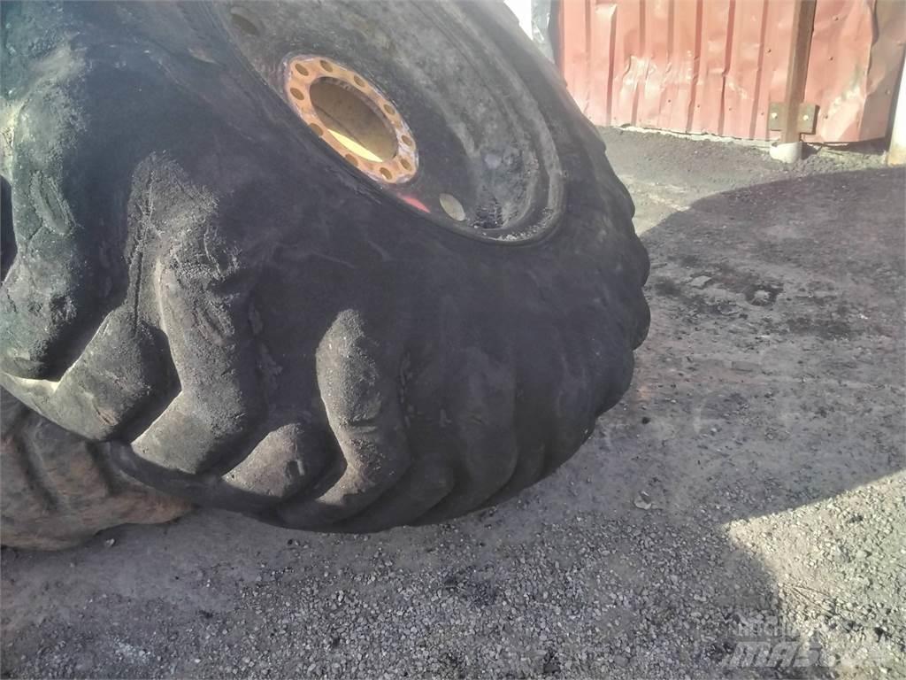 Nokian Els 17,5x25 Däck, hjul och fälgar