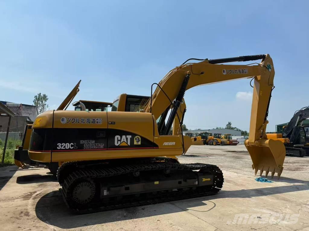 CAT 320 C L Bandgrävare