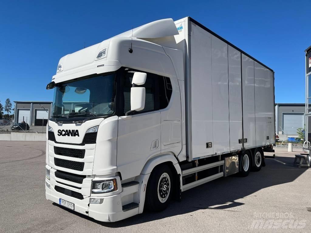 Scania R500B6X2*4NB Skåpbilar