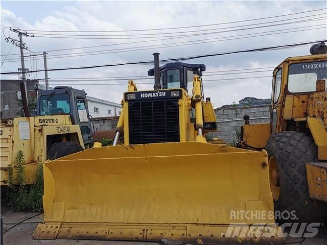 Komatsu D85-21 Bandschaktare