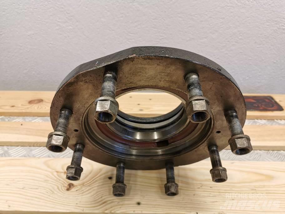 JLG 307 wheel hub Däck, hjul och fälgar
