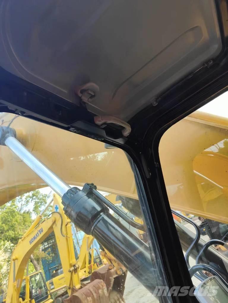 CAT 349 D2 Bandgrävare