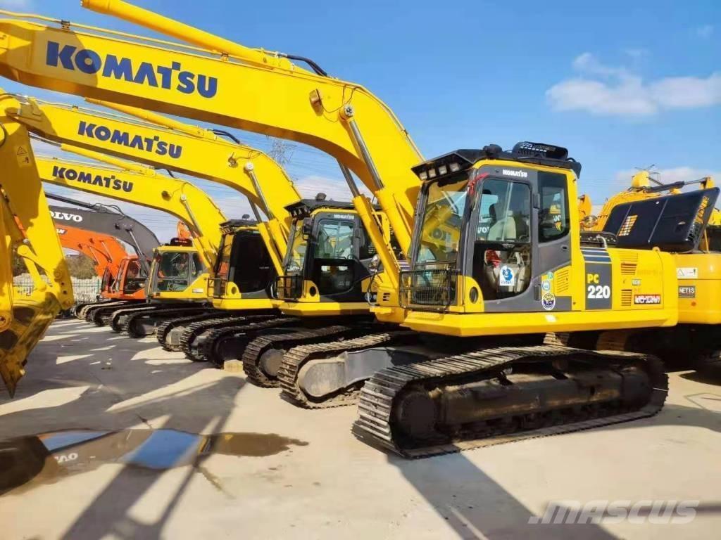 Komatsu 220-8 Bandgrävare