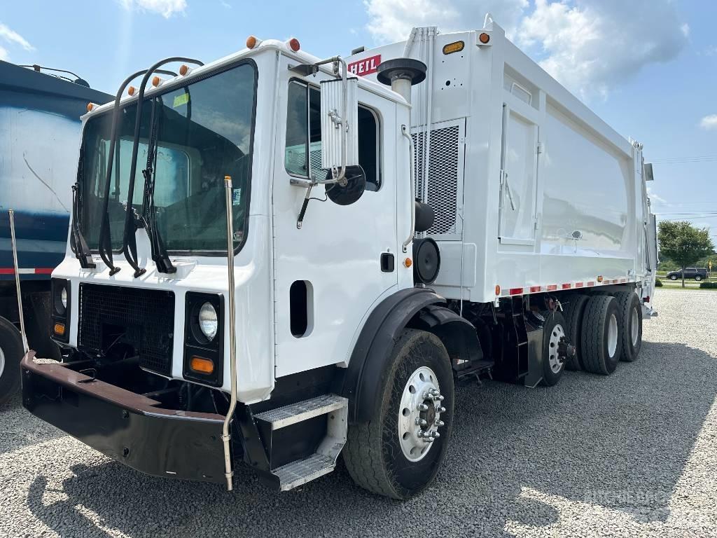 Mack MR Sopbilar