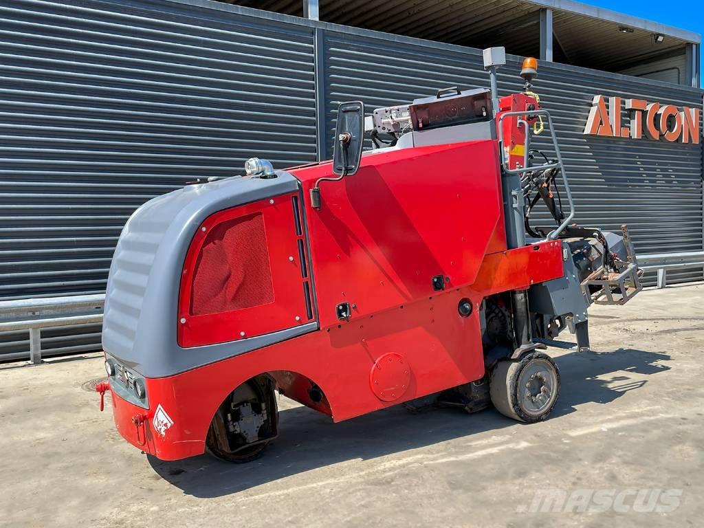 Wirtgen W 50 DC Asfaltskallfräsmaskiner