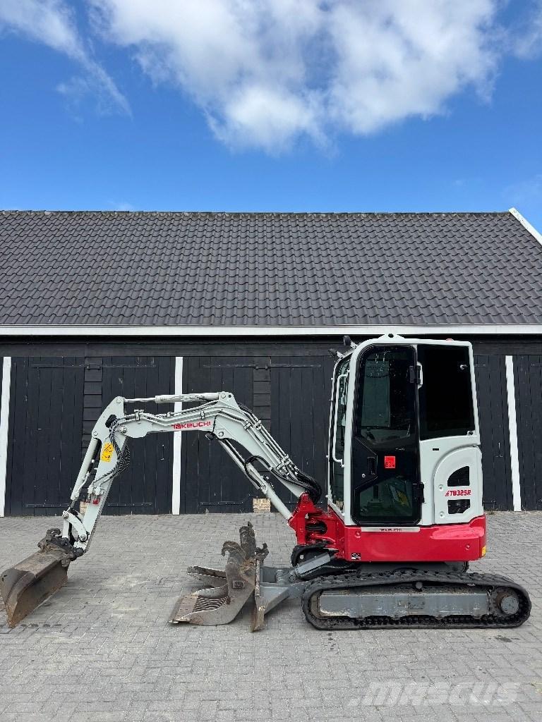 Takeuchi TB 325 R Minigrävare < 7t