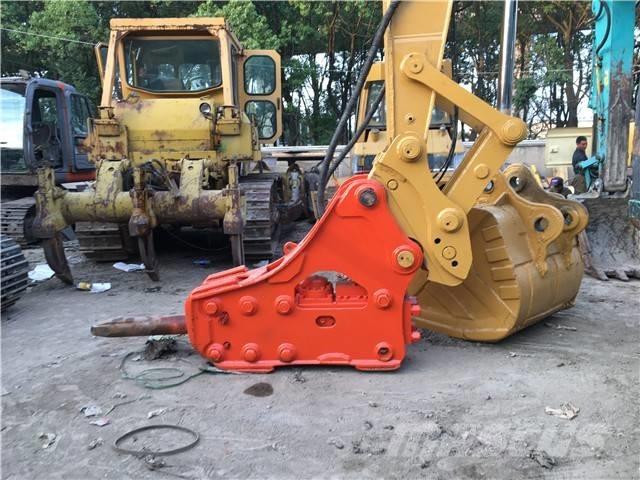 CAT 325 C Bandgrävare