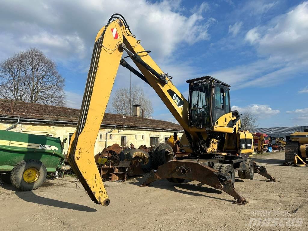 CAT M 318 D MH Avfalls / industri hantering