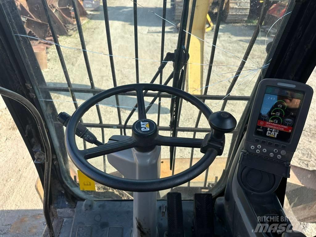 CAT M 318 D MH Avfalls / industri hantering