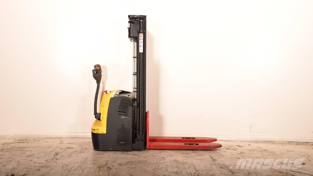 Hyster S1.5UT-24 Staplare-led