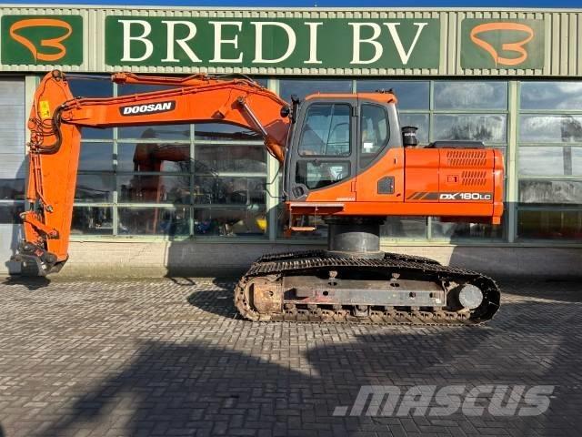 Doosan DX 180 LC-3 Bandgrävare